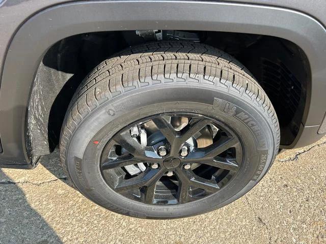 2025 Jeep Grand Cherokee Altitude X 4x4