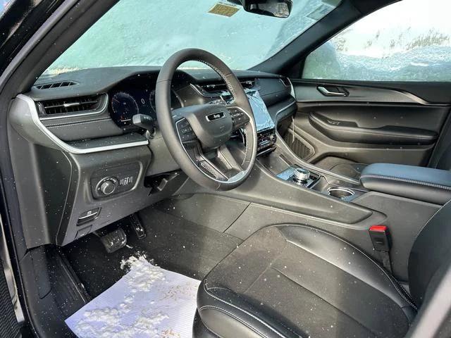 2025 Jeep Grand Cherokee Altitude X 4x4