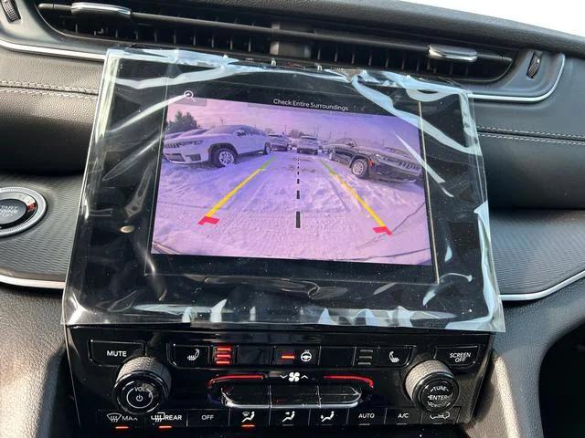 2025 Jeep Grand Cherokee Altitude X 4x4