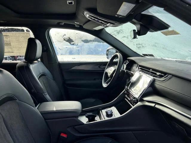 2025 Jeep Grand Cherokee Altitude X 4x4