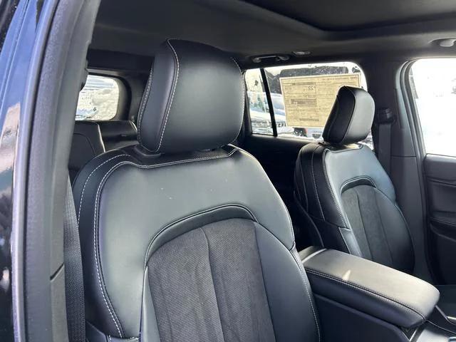 2025 Jeep Grand Cherokee Altitude X 4x4