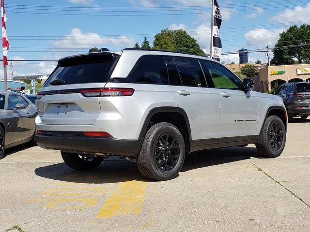 2025 Jeep Grand Cherokee Altitude X 4x4