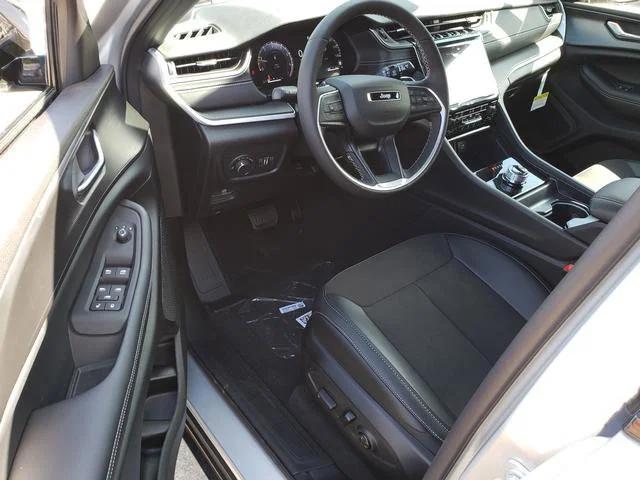 2025 Jeep Grand Cherokee Altitude X 4x4