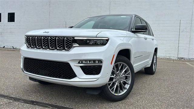 2025 Jeep Grand Cherokee GRAND CHEROKEE SUMMIT 4X4