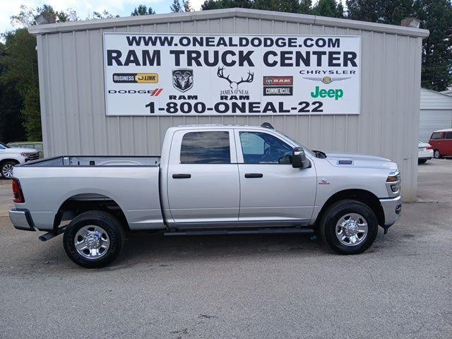2026 RAM Ram 2500 RAM 2500 TRADESMAN CREW CAB 4X4 64 BOX