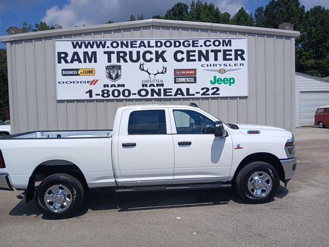 2026 RAM Ram 2500 RAM 2500 TRADESMAN CREW CAB 4X4 64 BOX