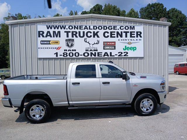 2026 RAM Ram 2500 RAM 2500 TRADESMAN CREW CAB 4X4 64 BOX