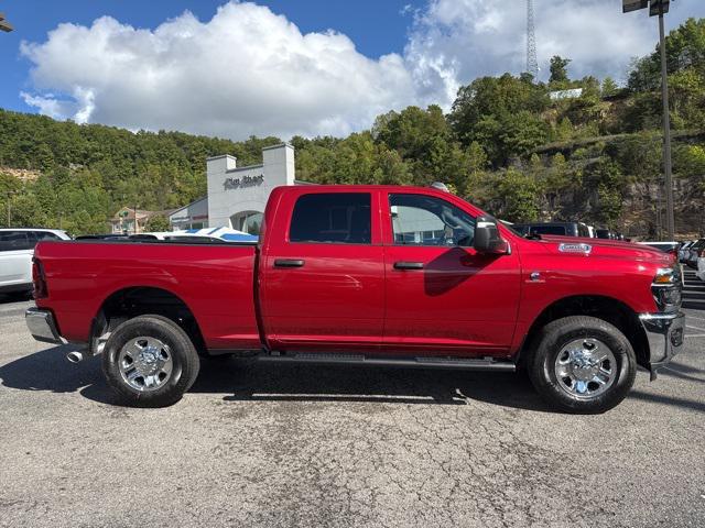2026 RAM Ram 2500 RAM 2500 TRADESMAN CREW CAB 4X4 64 BOX
