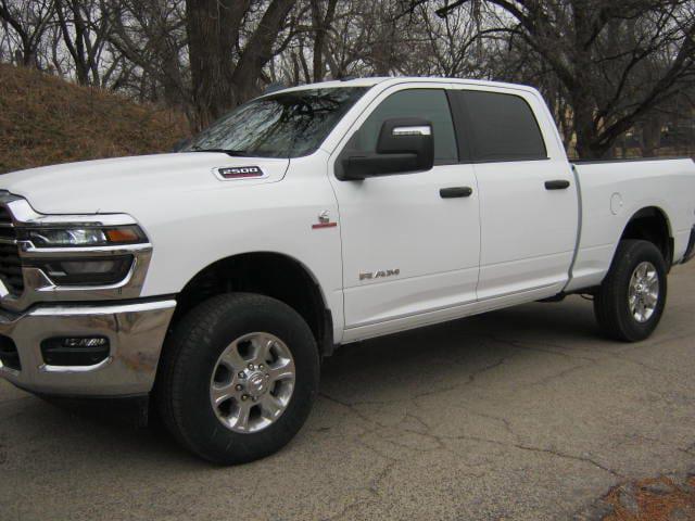2025 RAM Ram 2500 RAM 2500 BIG HORN CREW CAB 4X4 64 BOX