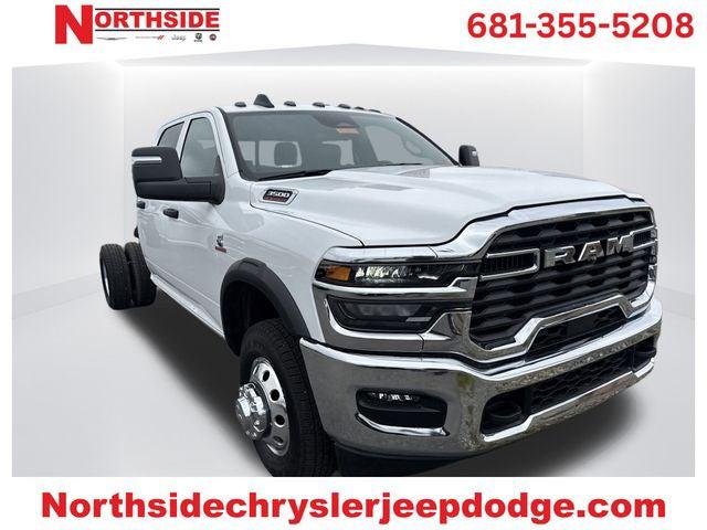 2026 RAM Ram 3500 Chassis Cab RAM 3500 TRADESMAN CREW CAB CHASSIS 4X4 60 CA 2026 RAM Ram 3500 Chassis Cab RAM 3500 TRADESMAN CREW CAB CHASSIS 4X4 60 CA