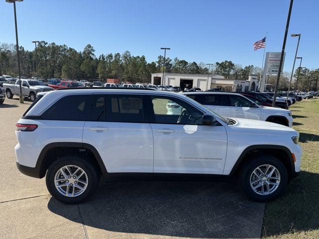 2025 Jeep Grand Cherokee GRAND CHEROKEE LAREDO X 4X2 2025 Jeep Grand Cherokee GRAND CHEROKEE LAREDO X 4X2