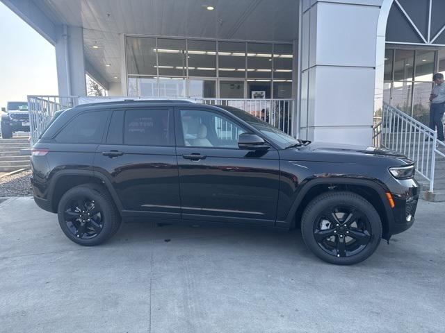 2025 Jeep Grand Cherokee GRAND CHEROKEE LIMITED 4X4 2025 Jeep Grand Cherokee GRAND CHEROKEE LIMITED 4X4