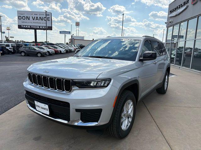 2025 Jeep Grand Cherokee GRAND CHEROKEE L LAREDO 4X4