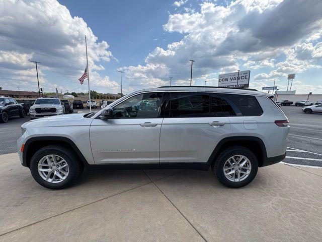 2025 Jeep Grand Cherokee GRAND CHEROKEE L LAREDO 4X4