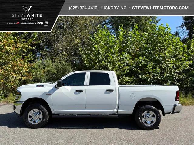 2026 RAM Ram 3500 RAM 3500 TRADESMAN CREW CAB 4X4 64 BOX