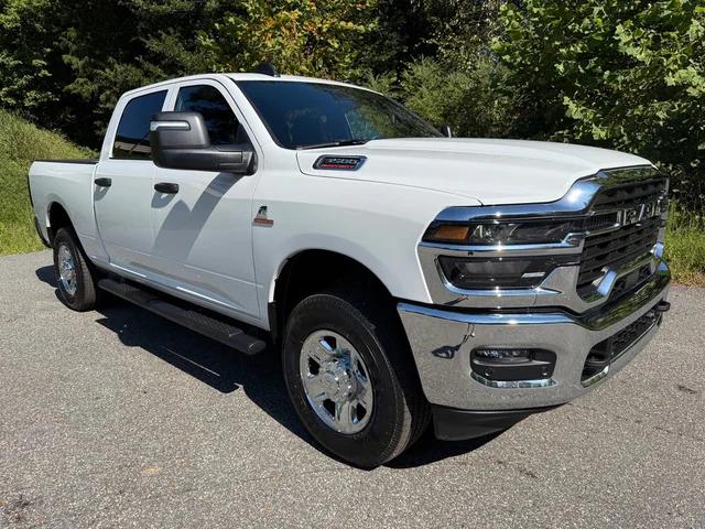 2026 Ram 3500 Tradesman Crew Cab 4x4 6'4" Box