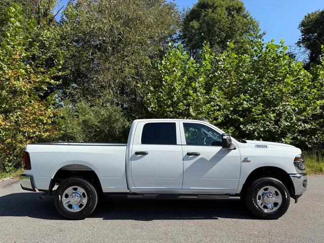 2026 Ram 3500 Tradesman Crew Cab 4x4 6'4" Box