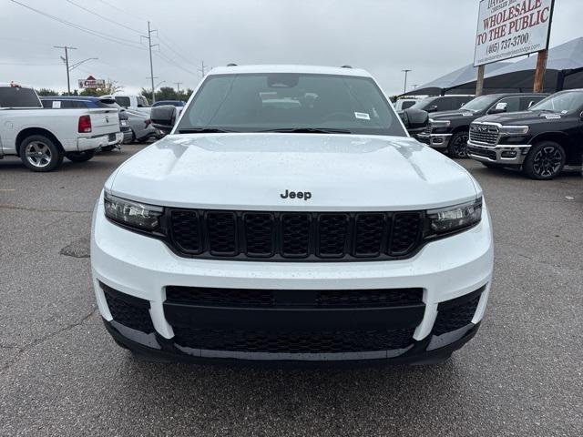 2025 Jeep Grand Cherokee GRAND CHEROKEE L ALTITUDE 4X4