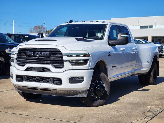 2026 RAM Ram 3500 RAM 3500 LARAMIE CREW CAB 4X4 8 BOX