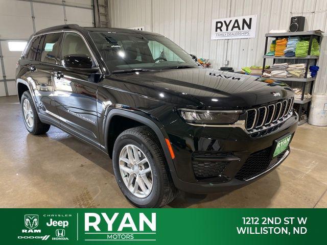 2025 Jeep Grand Cherokee GRAND CHEROKEE LAREDO X 4X4 2025 Jeep Grand Cherokee GRAND CHEROKEE LAREDO X 4X4
