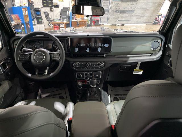 2025 Jeep Gladiator GLADIATOR MOJAVE 4X4 2025 Jeep Gladiator GLADIATOR MOJAVE 4X4