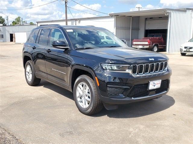 2025 Jeep Grand Cherokee GRAND CHEROKEE LAREDO X 4X2