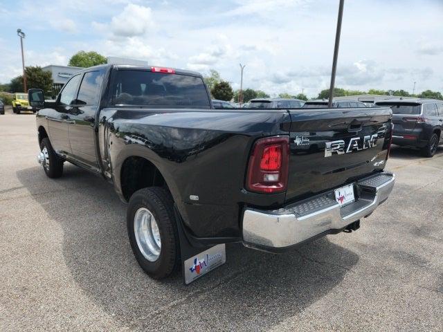2026 RAM Ram 3500 RAM 3500 TRADESMAN CREW CAB 4X4 8 BOX