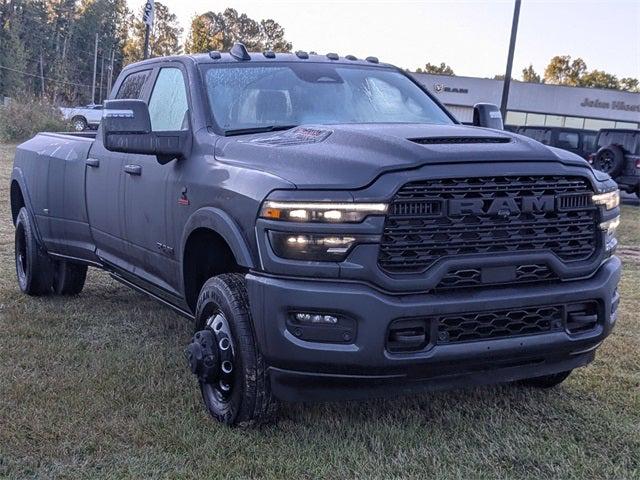 2026 RAM Ram 3500 RAM 3500 LIMITED CREW CAB 4X4 8 BOX 2026 RAM Ram 3500 RAM 3500 LIMITED CREW CAB 4X4 8 BOX