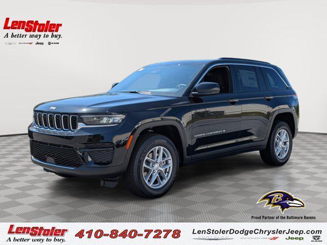 2025 Jeep Grand Cherokee GRAND CHEROKEE LAREDO X 4X4