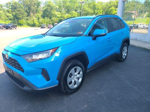 2020 Toyota RAV4 LE
