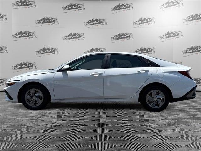 2024 Hyundai Elantra SE 2024 Hyundai Elantra SE