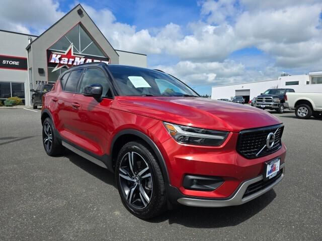 2021 Volvo XC40 T5 R-Design 2021 Volvo XC40 T5 R-Design