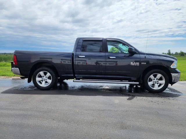2016 RAM 1500 SLT