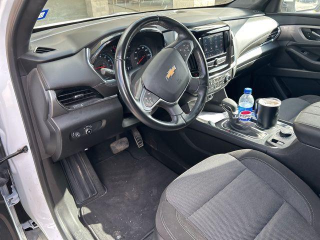 2023 Chevrolet Traverse FWD LT Cloth