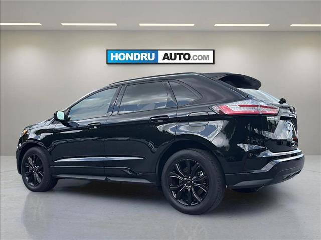 2022 Ford Edge SE