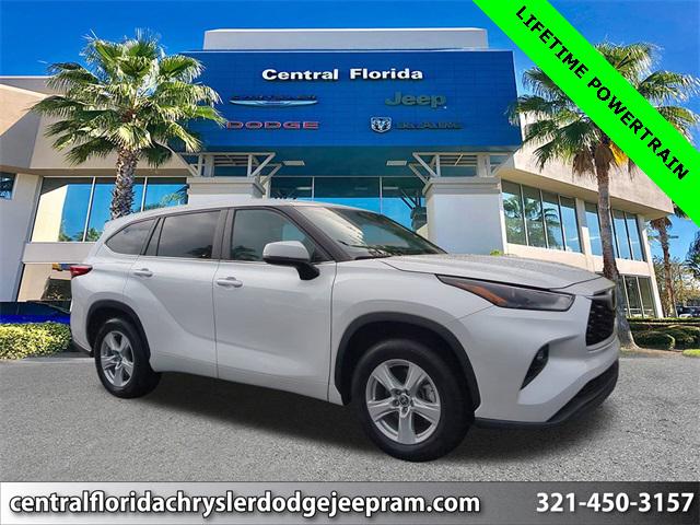 2023 Toyota Highlander LE