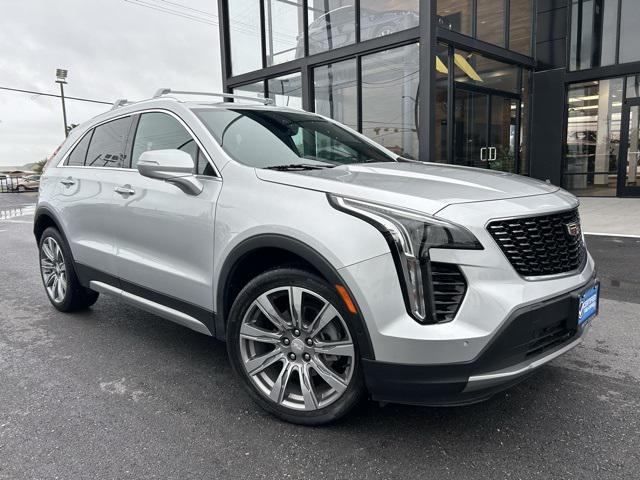 2022 Cadillac XT4 FWD Premium Luxury