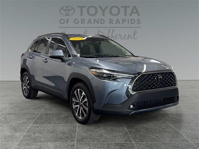 2023 Toyota Corolla Cross XLE