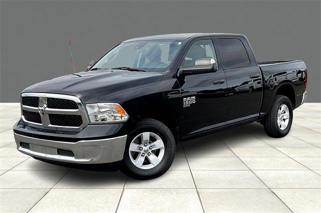 2023 RAM 1500 Classic SLT Crew Cab 4x4 57 Box