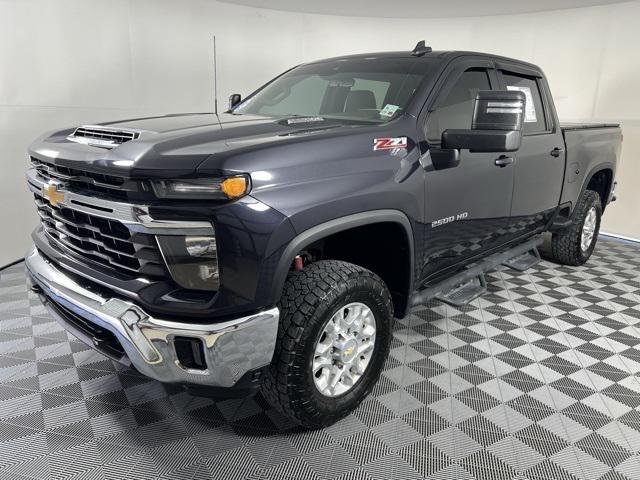 2024 Chevrolet Silverado 2500HD 4WD Crew Cab Standard Bed LT