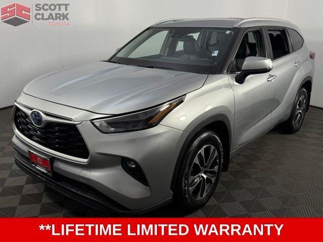 2022 Toyota Highlander Hybrid XLE