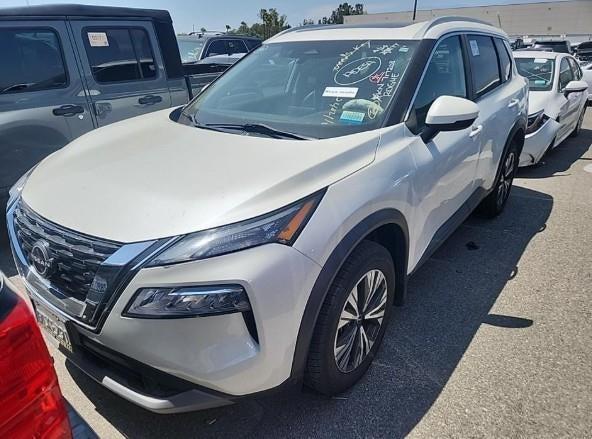 2022 Nissan Rogue SV FWD