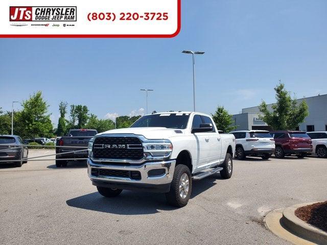 2022 RAM 2500 Big Horn Crew Cab 4x4 64 Box