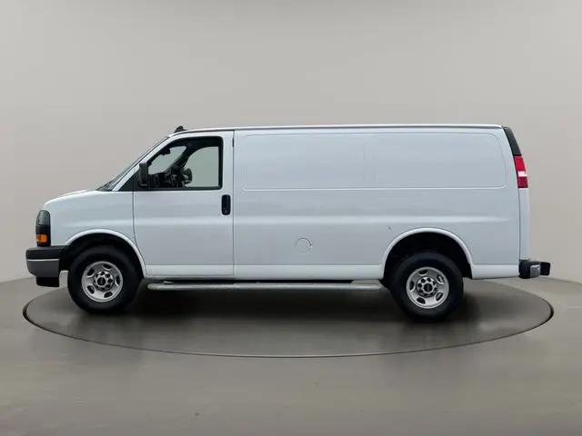 2023 GMC Savana Cargo RWD 2500 Regular Wheelbase Work Van