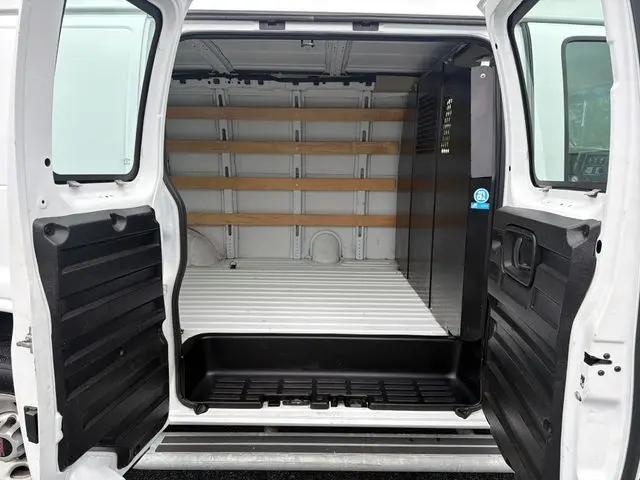 2023 GMC Savana Cargo RWD 2500 Regular Wheelbase Work Van