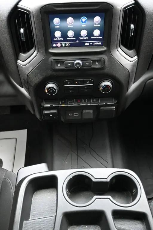 2021 Chevrolet Silverado 1500 4WD Crew Cab Short Bed Custom