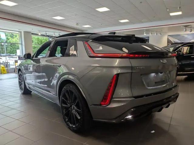 2026 Cadillac iQ V-Series w/1SM