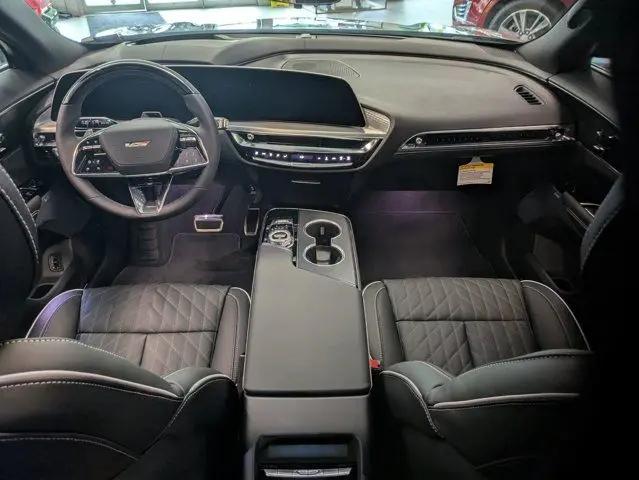 2026 Cadillac iQ V-Series w/1SM