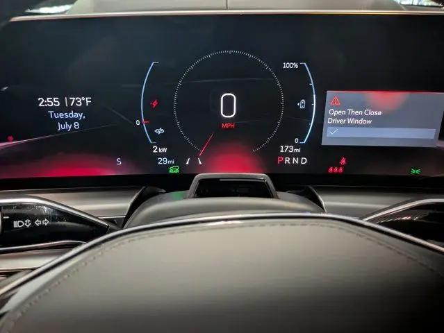 2026 Cadillac iQ V-Series w/1SM