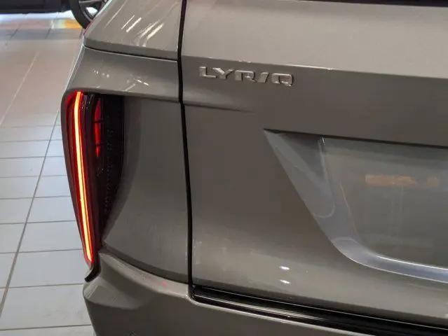2026 Cadillac iQ V-Series w/1SM